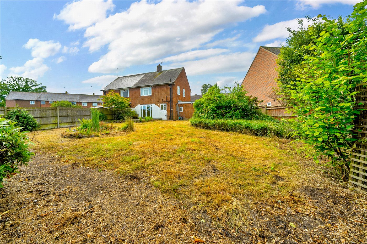 Three Acre Road, Newbury, Berkshire, RG14