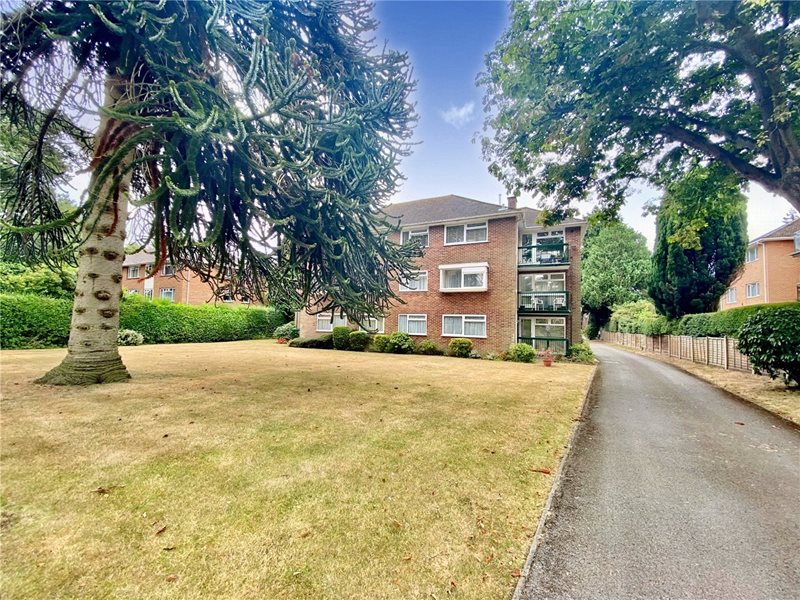 Portarlington Road, Bournemouth, BH4