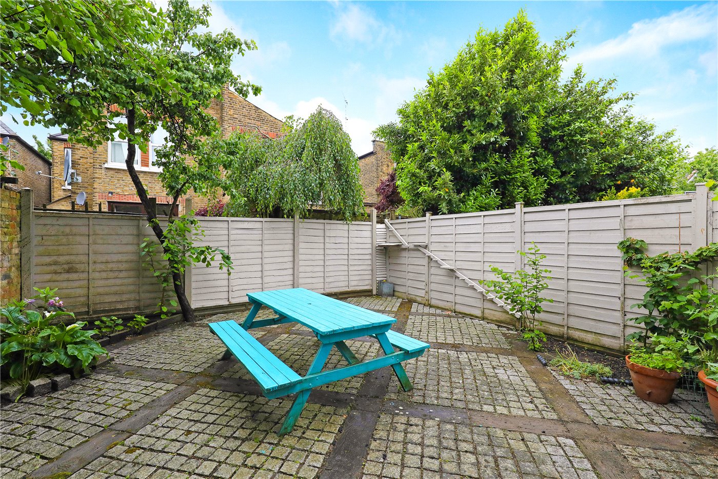 Denehurst Gardens, London, W3