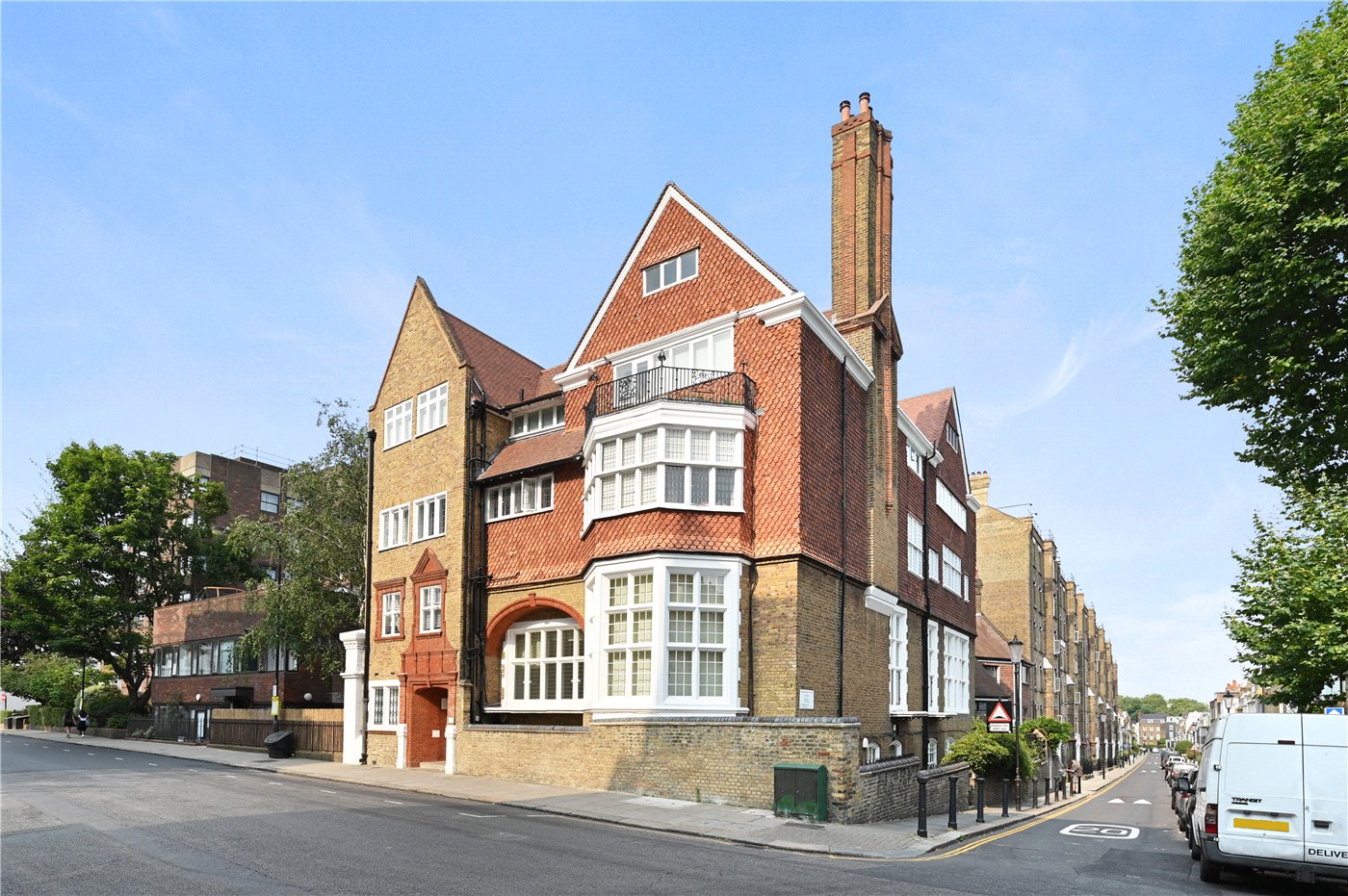 Campden Hill Road, London, W8