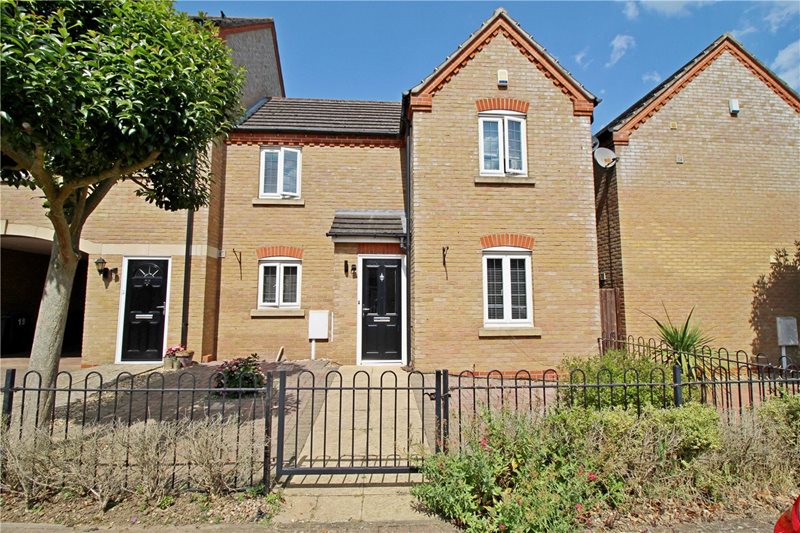 Fen Field Mews, Deeping St. James, Peterborough, Lincolnshire, PE6