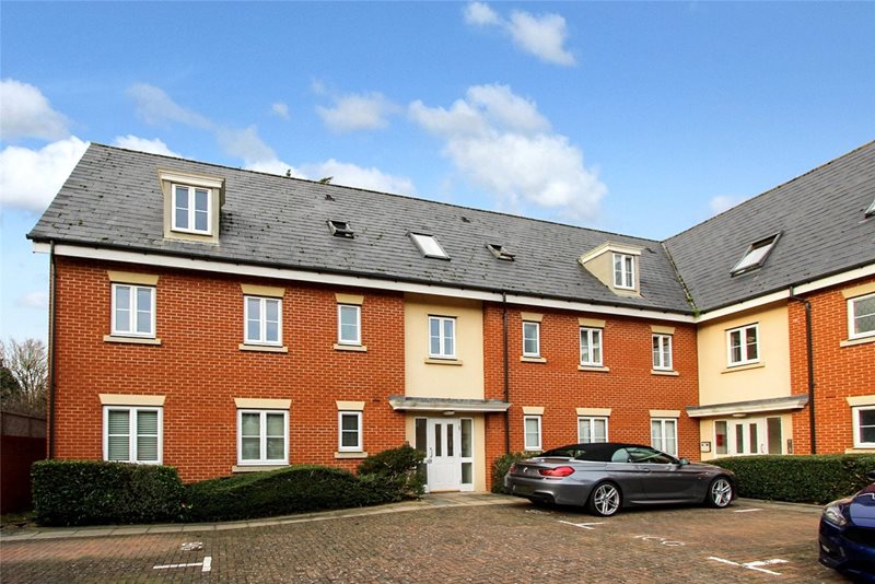 Priory Chase, Rayleigh, Essex, SS6