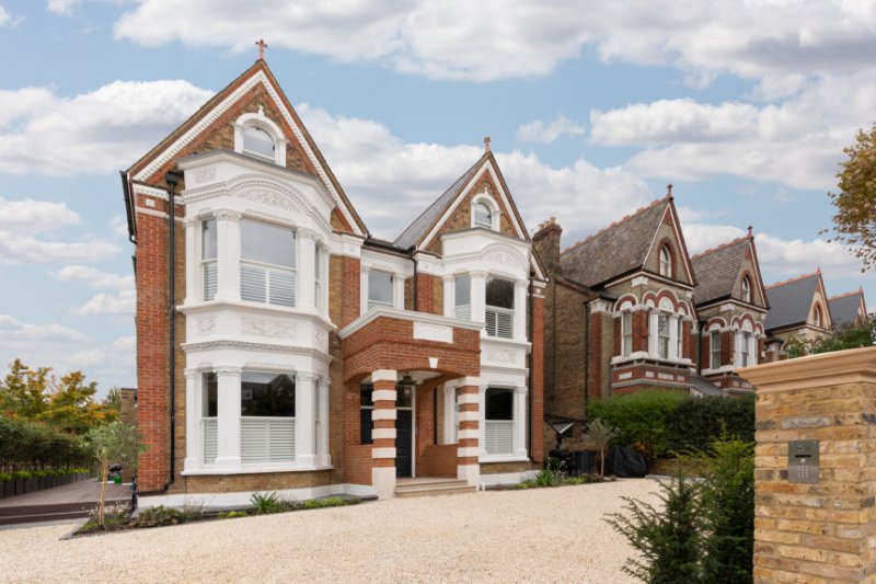 Castelnau, Barnes, London, SW13