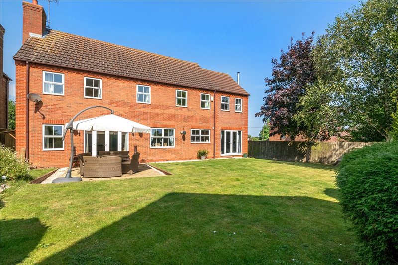 Swift Way, Thurlby, Bourne, Lincolnshire, PE10