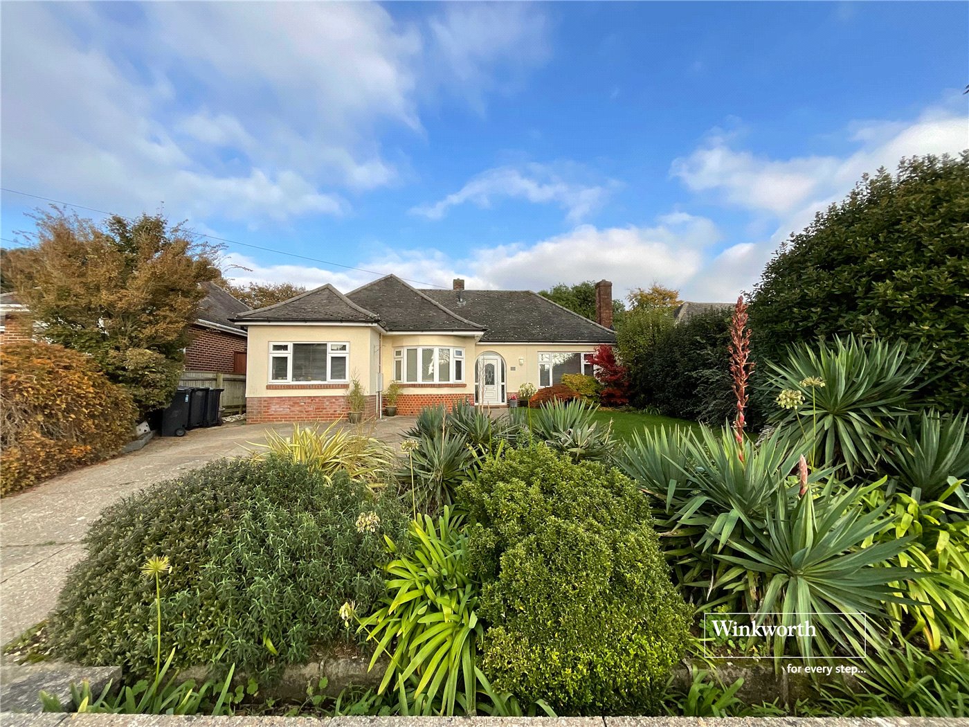 Forest Way, Highcliffe, Dorset, BH23